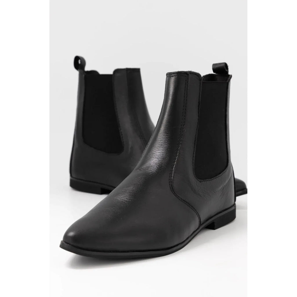 Tailor - Pointed toe Boot | Black leather