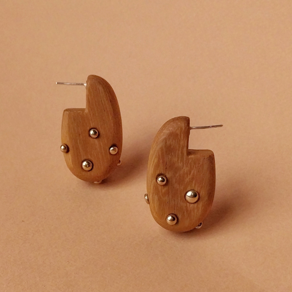 Dew Drop Oval Earrings