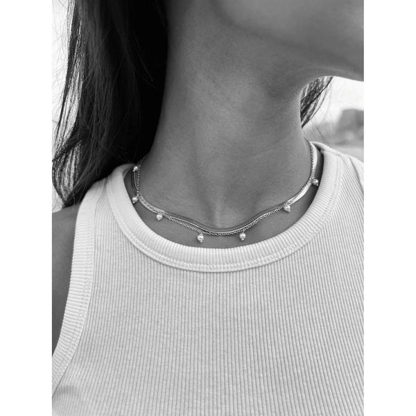 Flor Necklace