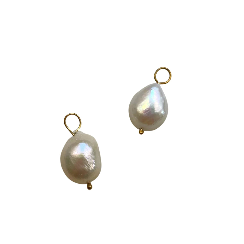 Small White Round Pearl Charm | Gold