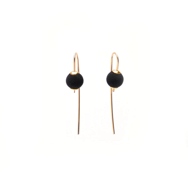 cara earrings gold | black