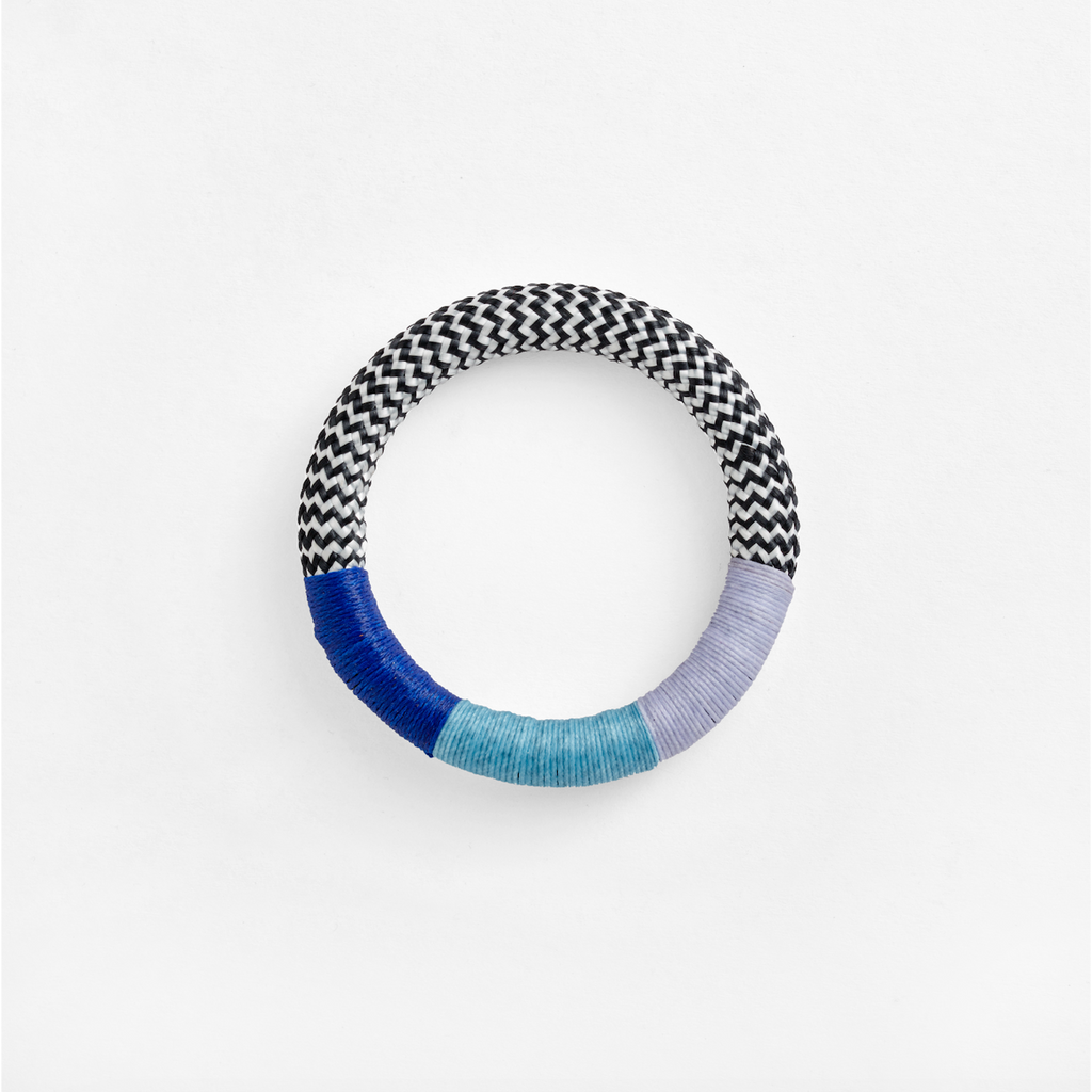 Dynamic Bracelet | White Zig Zag | Teal Aqua Blue